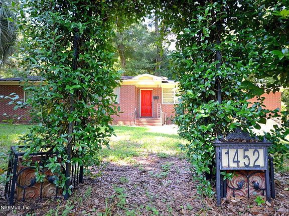 4th image of 1452 Lawrence Pl