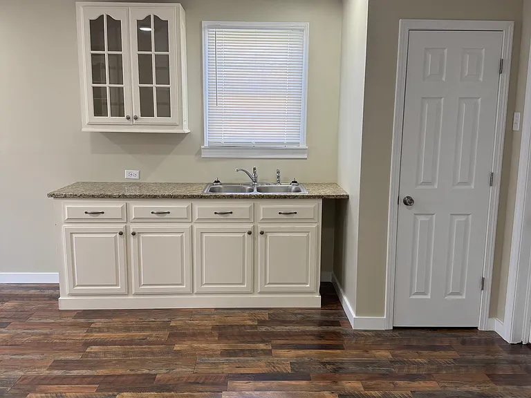 1700 Ridgefield Ave #F — Photo 19