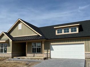 2828 Black Oak Ct, Dayton, OH 45431