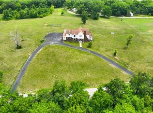 21901 E Eureka Rd, Independence, MO 64057