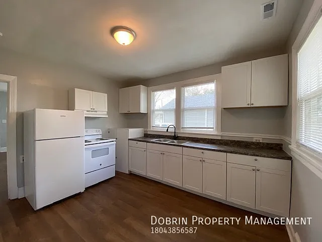 3708 Decatur St — Photo 4