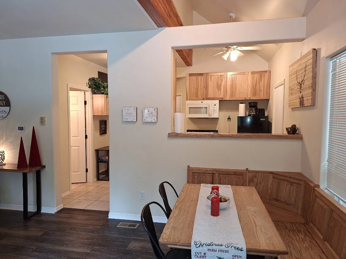 706 Yellowstone Trail Rd — Photo 4