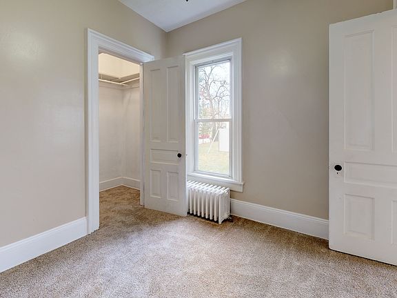 2nd image of 820 N Center St #1