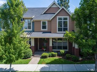 2531 NW Crossing Dr, Bend, OR 97703