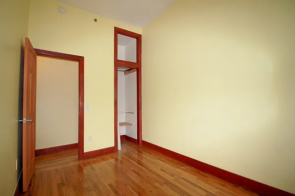 Rented by Elite NY Holdings | media 4