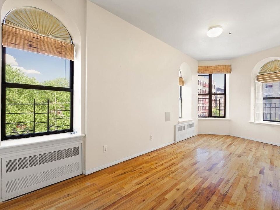 1st image of 58 Hamilton Pl APT 7