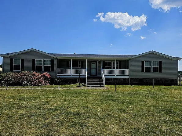 535 Whitehat Rd, Hertford, NC 27944