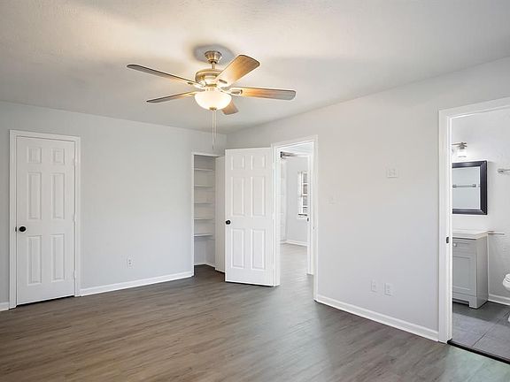 5th image of 10110 Horseshoe Bend Dr