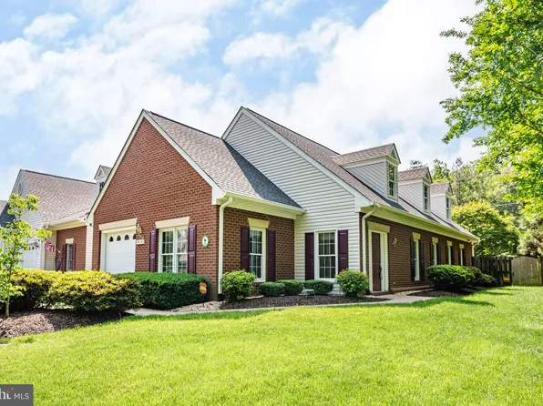 9416 Glascow Dr, Fredericksburg, VA 22408