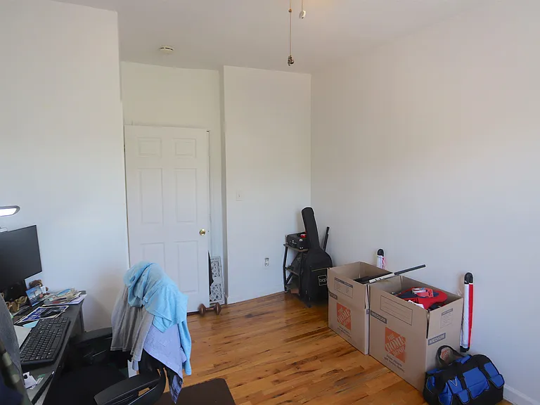 423 Jackson St #3 — Photo 10