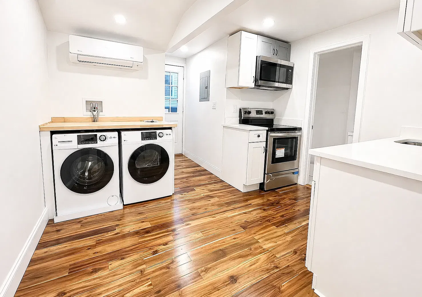 1 bed, 500 sqft, $2,200 — Photo 4