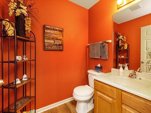 2nd image of 2809 Ithica Ct