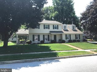 2022 Gring Dr, Wyomissing, PA 19610