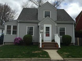 232 Pullen Ave, Pawtucket, RI 02861