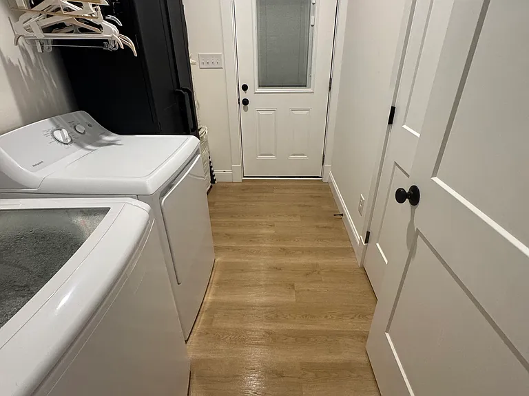 2102 Bernhurst Dr — Photo 17