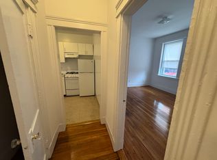 122 Warren St APT 12, Boston, MA 02135