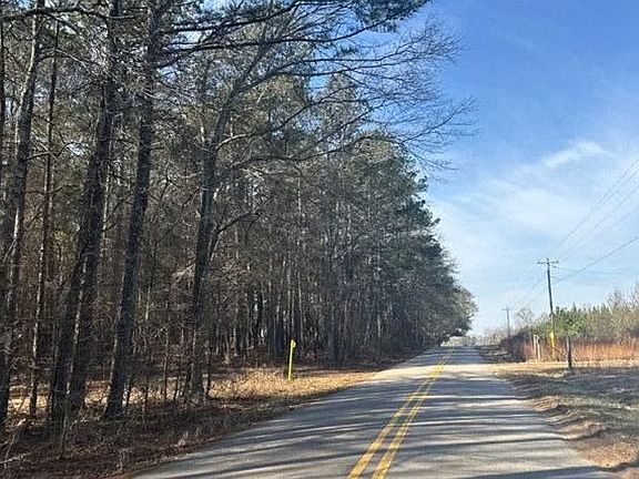 4th image of 639 McCollum Rd