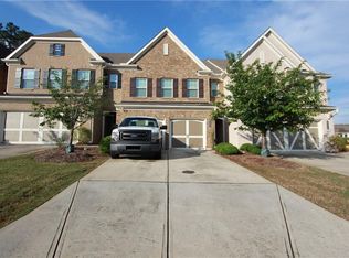 1675 Hampton Oaks Dr, Alpharetta, GA 30004
