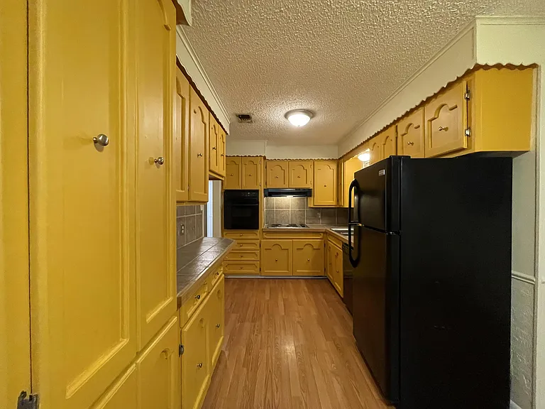 3323 Cherry St — Photo 14