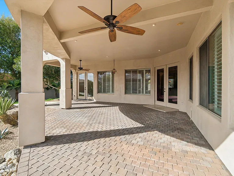 8451 E High Point Dr — Photo 31