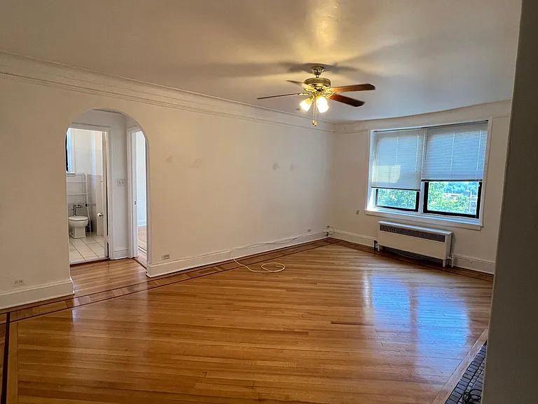 1 Broad Pkwy #7J — Photo 1