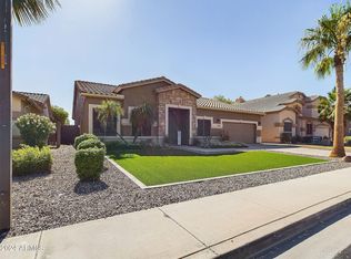 1560 S Western Skies Dr, Gilbert, AZ 85296