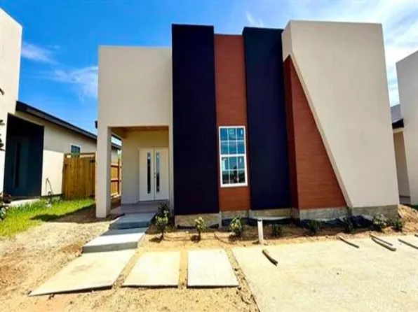 5043 Los Caballos Loop, Laredo, TX 78046