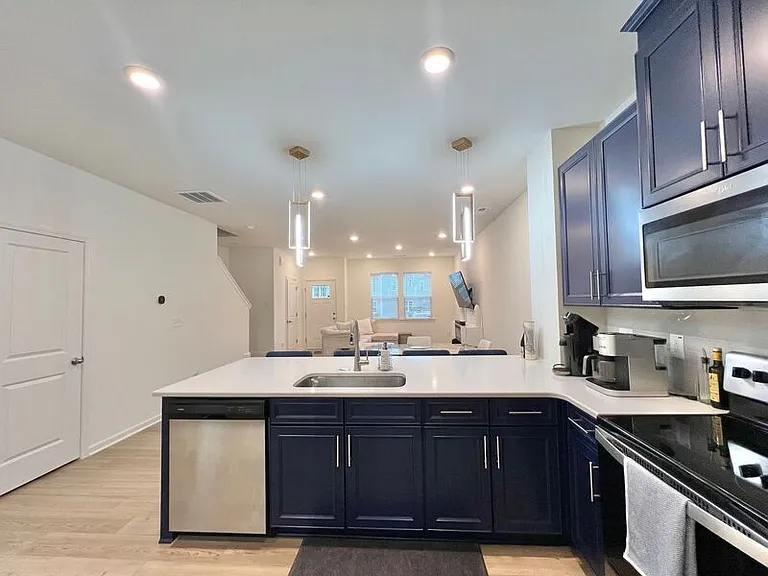 3096 Spline Cir — Photo 8