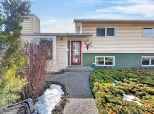7511 E 5th St SW, Calgary, AB T2V 1B7
