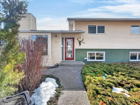 7511 E 5th St SW, Calgary, AB T2V 1B7