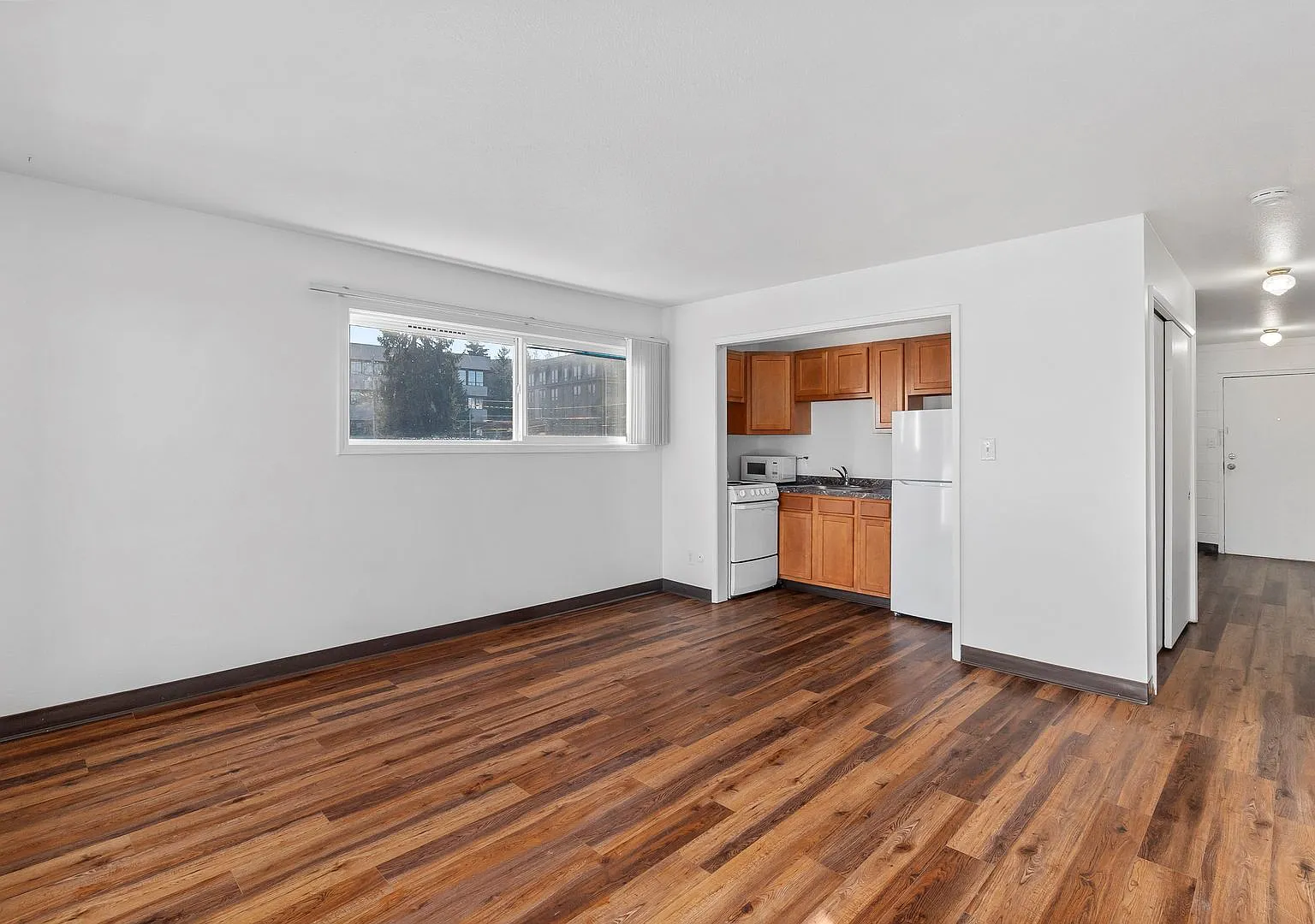 Horizon West Apts — Photo 2