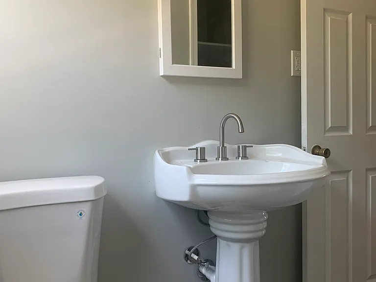 5147 Frederick Ave — Photo 13