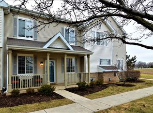 29 Freesia Dr, Romeoville, IL 60446