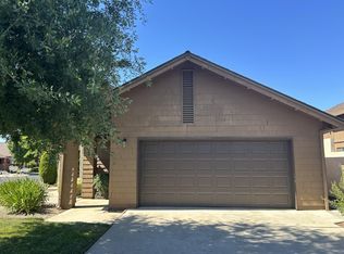 532 Oakbrook Dr #1, Modesto, CA