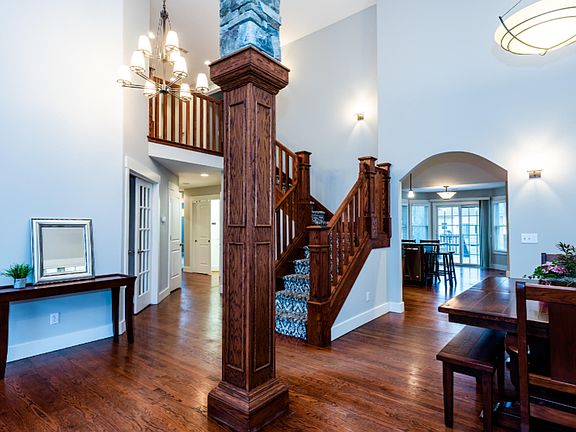 5th image of 1388 Stone Creek Court St