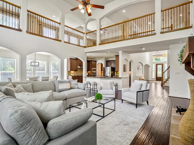 11306 Longmire Creek Ct — Photo 13