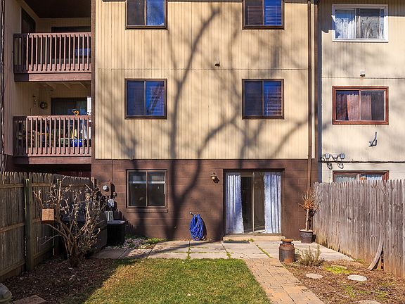 3rd image of 3021 Virginia Dare Ct