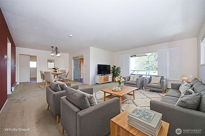 4th image of 1117 Undine Street