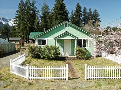 925 Montague Avenue, Darrington, WA, 98241