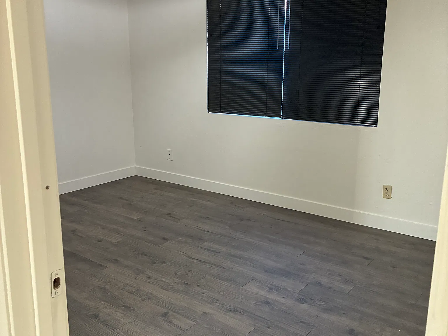 2 bed, 850 sqft, $1,225 — Photo 3