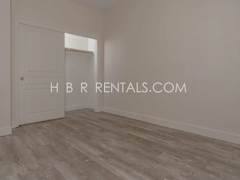 1825 Saint Moritz Ct — Photo 16