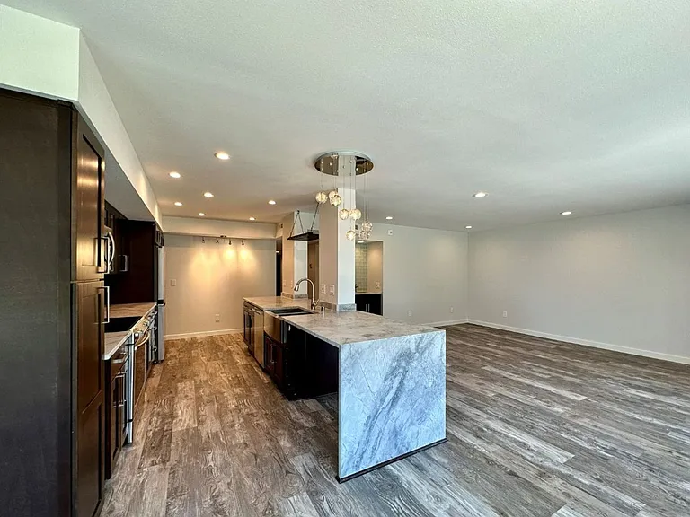 9201 NE Juanita Dr #103 — Photo 4