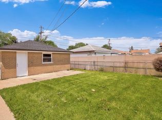 1512 N 23rd Ave, Melrose Park, IL 60160