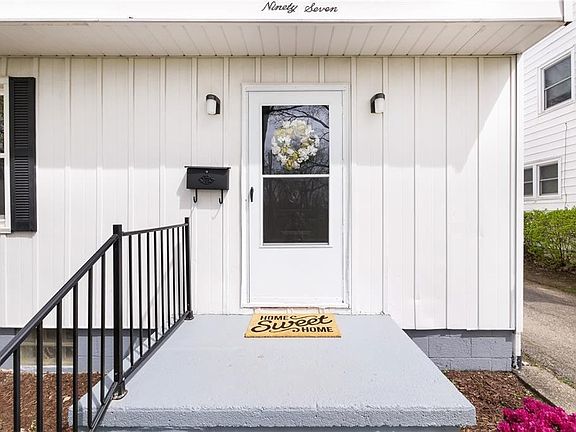 3rd image of 97 Beauparc Dr