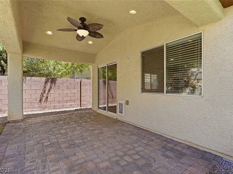 9717 High Alpine St — Photo 37
