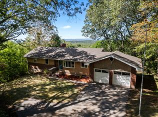 143 Cedar Ridge Dr, Glastonbury, CT 06033