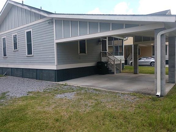 3rd image of 1207 Mandolin St