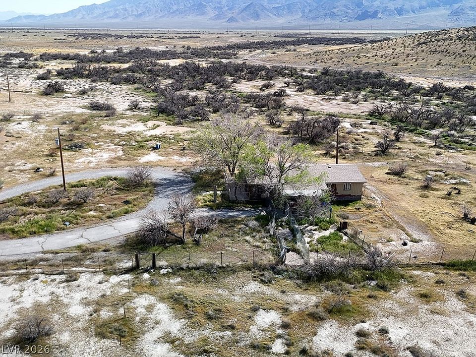 1st image of 3971 Moapa St