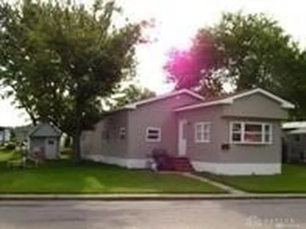 5245 Upperton Dr, Miamisburg, OH 45342
