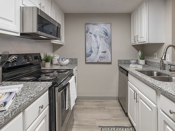 4th image of 11990 Beach Blvd #1-084